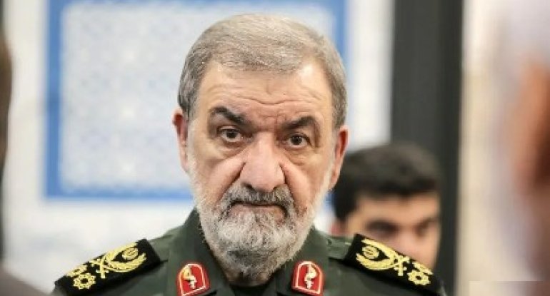 Xameneinin müşaviri ABŞ-yə xəbərdarlıq etdi: "Ordumuzun səbri sonsuz deyil"