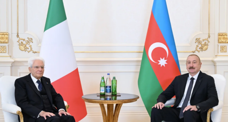 İlham Əliyev İtaliya Prezidentini təbrik edib