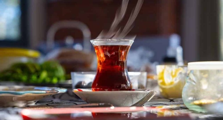 Dünyada əhalisi ən çox çay içən ölkələr açıqlandı - SİYAHI
