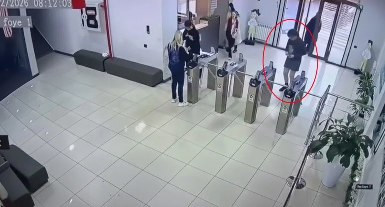 Müəllimini güllələyən şagirdin valideynləri nələri danışdı?