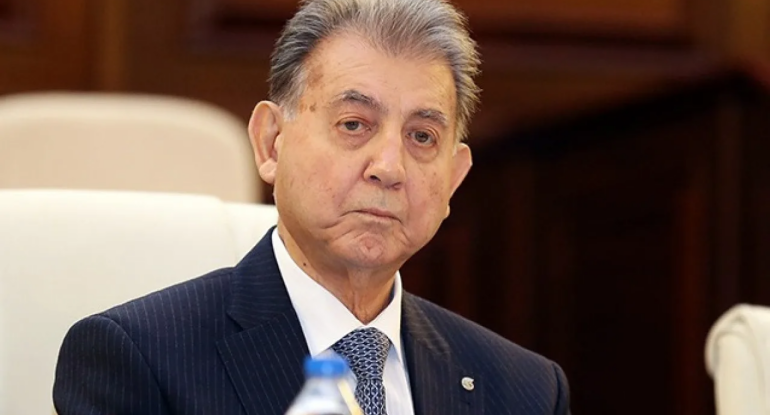 Akif Əlizadə işdən çıxarıldı