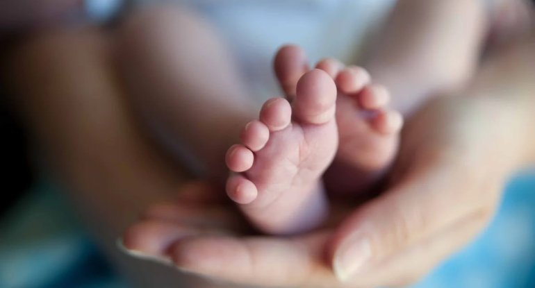 Ötən il evdə baş tutan doğumların sayı açıqlandı