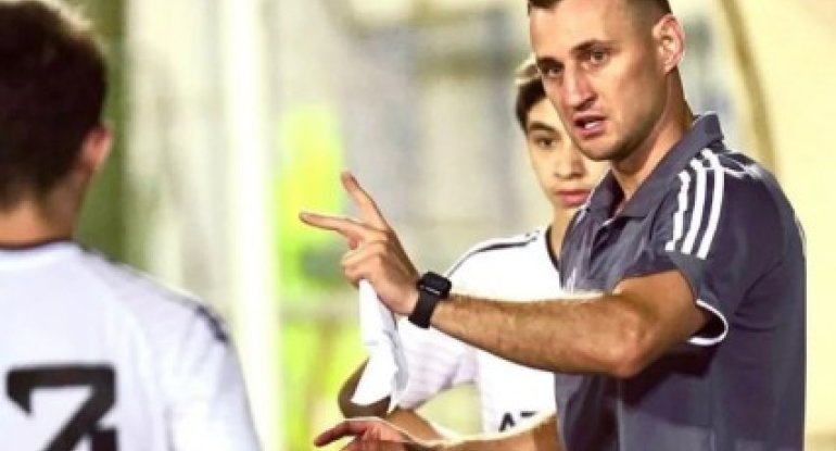 "Qarabağ" Maksim Medvedev və daha iki mütəxəssisi ilə müqaviləni yeniləyib