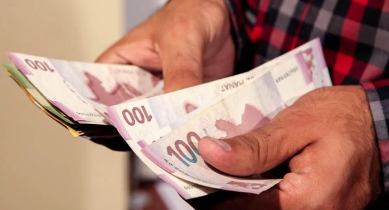 Azərbaycanda sosialyönümlü xərclər 15.3 milyard manatı ötüb