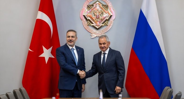 Hakan Fidan Sergey&nbsp;Şoyqu ilə görüşdü&nbsp;