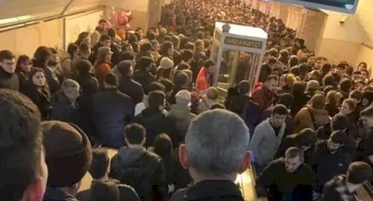 Bakı metrosunda qorxulu anlar