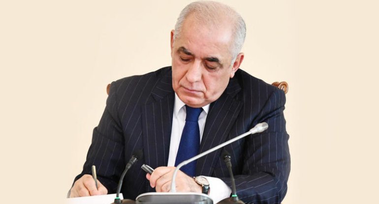 Əli Əsədov&nbsp;Bankə qəsəbəsi ilə bağlı qərar imzaladı -&nbsp; 3 gün möhlət verdi