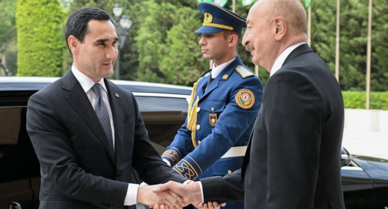 Türkmənistan Prezidentinin Bakıda rəsmi qarşılanma mərasimi olub