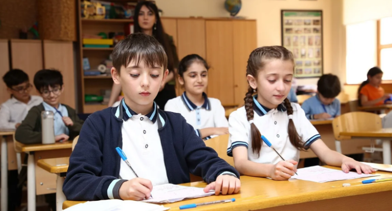 Bakıda 99 minə yaxın şagird monitorinqə cəlb olunub