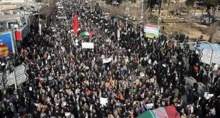 Zəncanda müharibə və etirazlara görə 1000 nəfərə cinayət işi açılıb
