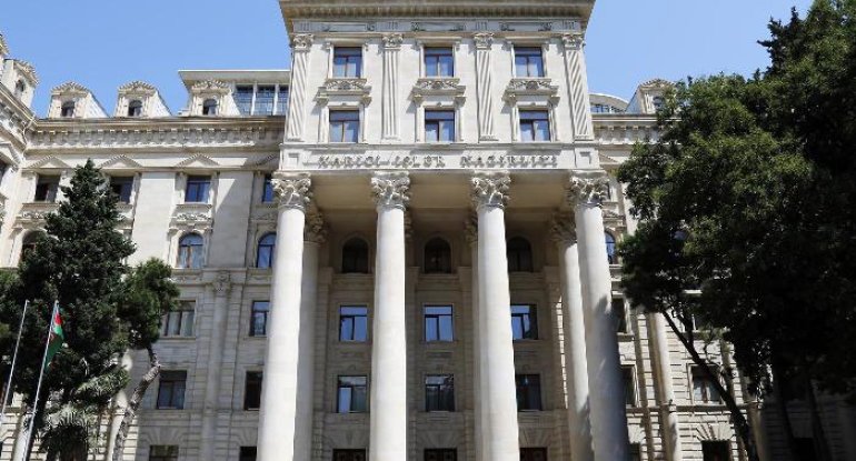 Rəsmi Bakı Fransaya sərt cavab verdi