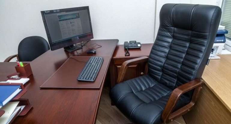 Bəylər Nəcəfov işdən çıxarıldı