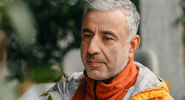 Tanınmış alpinist infarkt keçirdi - Foto