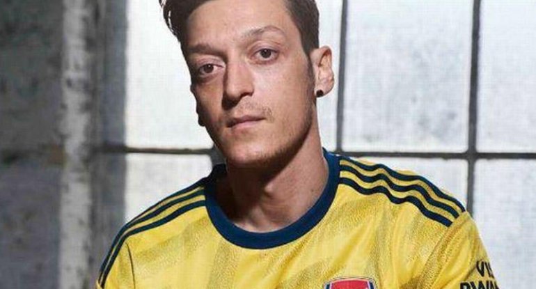 Türkiyə futbolunda Məsud Özil dövrü başlaya bilər