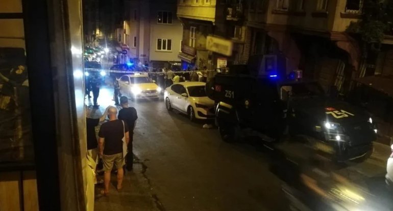 İstanbulda əldəqayırma qurğu partlayıb