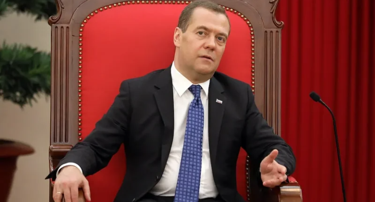 Medvedev Ermənistanı təhdid etdi