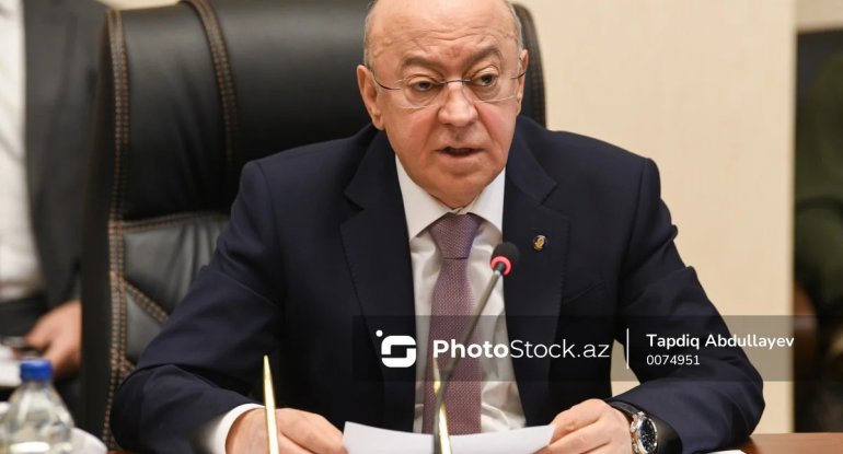 Kəmaləddin Heydərov komandiri işdən çıxardı - FOTO