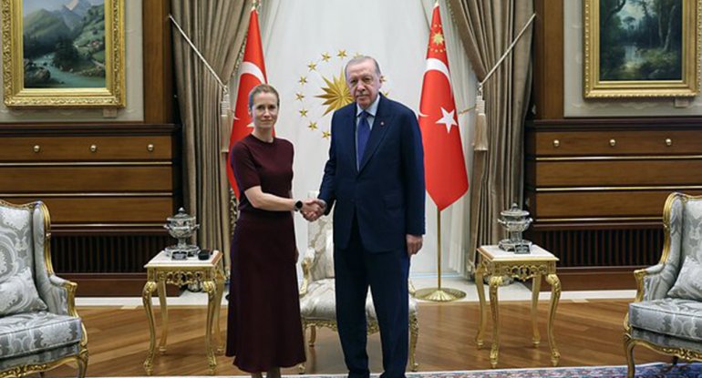 Ukrayna münaqişəsini müzakirə etdilər