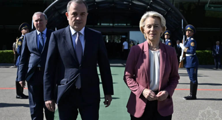 Ursula Fon der Lyayenin Azərbaycana səfəri başa çatdı
