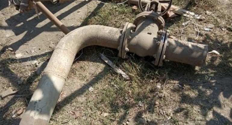 Maşın boru xəttinə çırpıldı, rayonun qaz təchizatı dayandırıldı