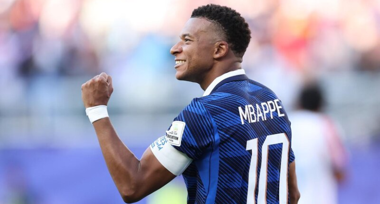 Mbappe dünya çempionatları tarixində ilkə imza atdı