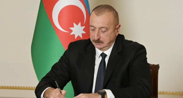 Prezident onlara rütbə verdi - ADLAR