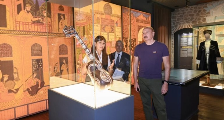 İlham Əliyev Şuşada "Sadıqcanın evi"nin bərpadan sonra açılışında iştirak edib