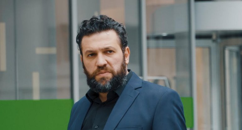 Taleh Yüzbəyov susqunluğunu pozdu: "Siz ali cins deyilsiniz"