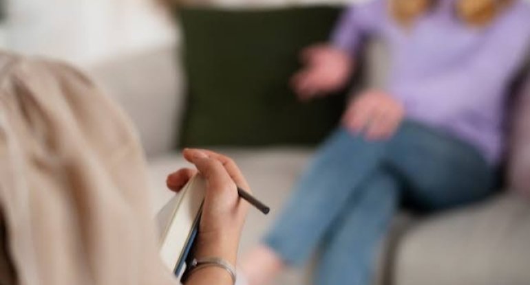Psixoloq qəbulunda rekord qiymətlər: Seanslar 500 manata çatır