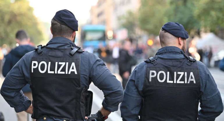 İtaliyada mafiyaya qarşı xüsusi əməliyyat: 80-ə yaxın şəxs saxlanılıb