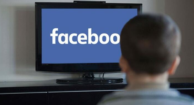Almaniyanın keçmiş maliyyə naziri "Facebook" fırıldaqçılığının qurbanı oldu