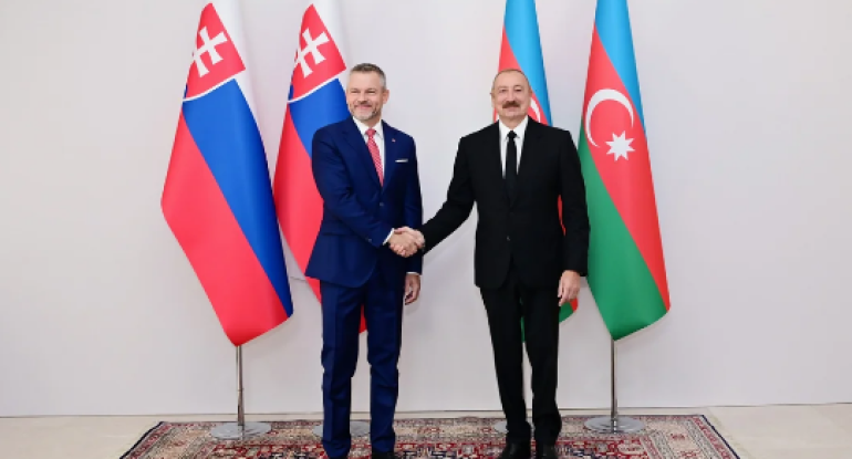 &ldquo;Orta güc&rdquo; kimi Avrasiyanın ciddi aktoruna çevrilən Bakı