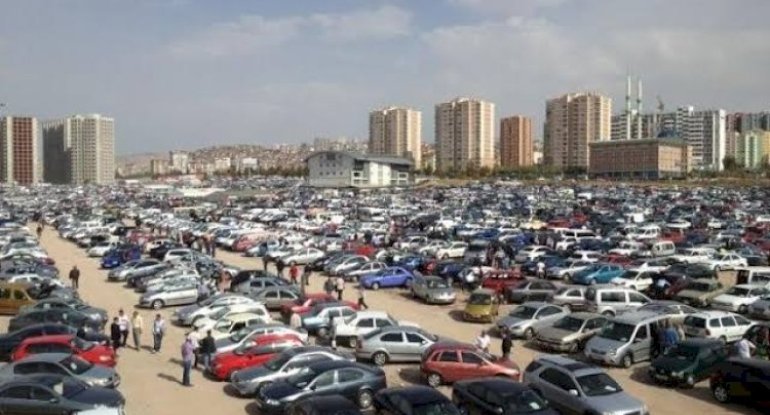 Minlərlə avtomobil təcili servislərə geri çağrılır