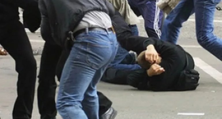 Şəmkirdə iki kişi dalaşdı,&nbsp;qadın xəsarət aldı
