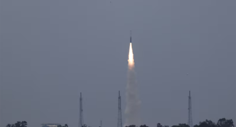 Hindistan özəl orbital raketini orbitə çıxardı - İlk dəfə
