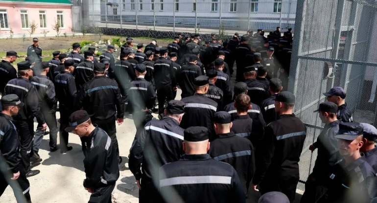 "400 min rubl nağd pul" - Rusiya ordusu cinayətkarları pulla cəbhəyə cəlb edir
