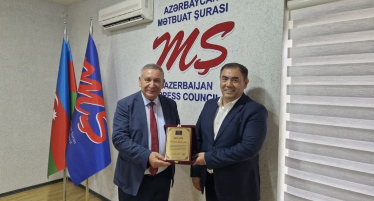 Məhəmmədəli Qəribli 50 illik yubileyi münasibəti ilə təltif edilib