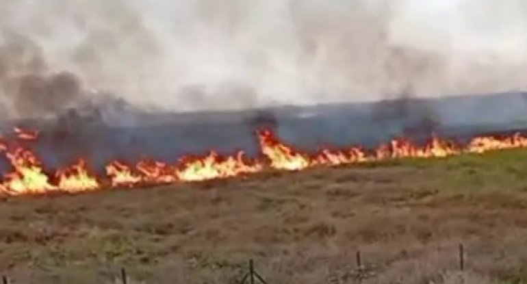Ağdamda yanğın olan ərazidə mina partlayışları müşahidə olunur&nbsp;
