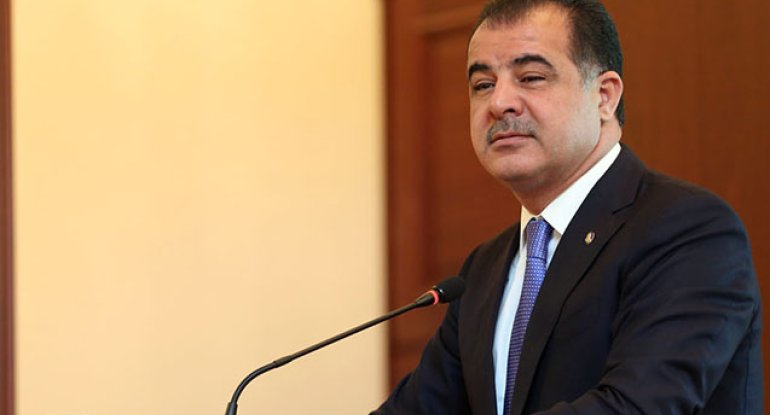 Elmar Vəliyevə məxsus bazar&nbsp;satışa çıxarıldı