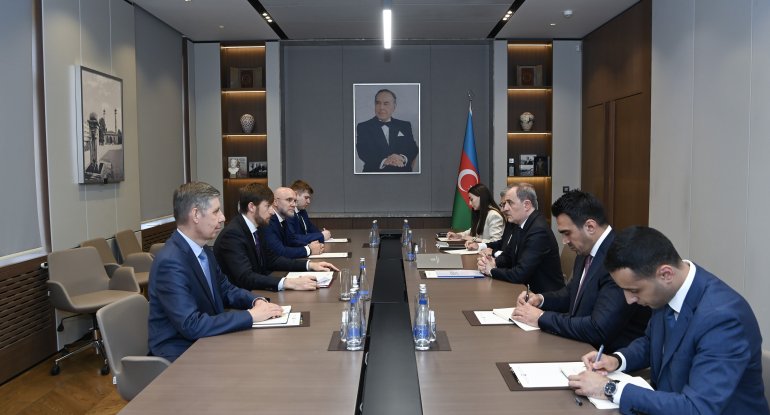 Ceyhun Bayramov Putinin köməkçisi ilə görüşdü