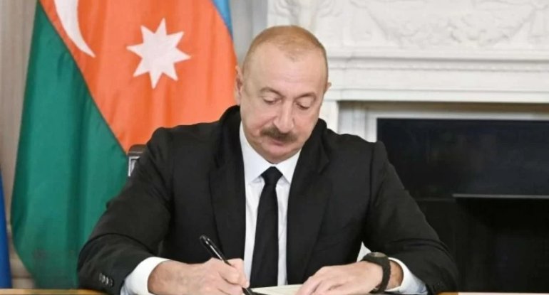 Prezident bu ölkədəki səfiri geri çağırdı