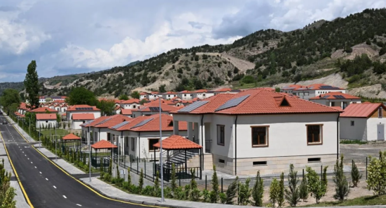 Baş nazir işğaldan azad edilmiş ərazilərlə bağlı yeni qərar imzaladı