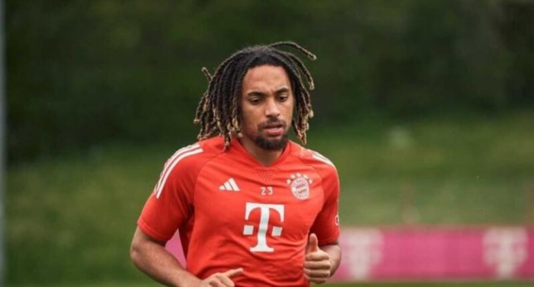 &ldquo;Bavariya&rdquo; iki futbolçudan imtina etdi