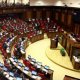Ermənistan parlamentində deputatlar arasında dava düşdü