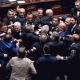 Parlamentdə yumruqlar havada uçdu: deputat xəstəxanalıq oldu - VİDEO