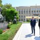 Prezidentlər Şuşada güllələnmiş büstlərə baxdılar Prezidentlər Şuşada güllələnmiş büstlərə baxdılar