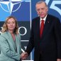 Meloni Ərdoğanın sözünü yerə salmadı - Siqareti tərgitdi